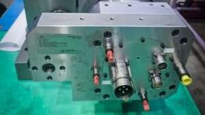 PRECISE FRANCE - Développement Broche Téléscopique Voumard 300 CNC